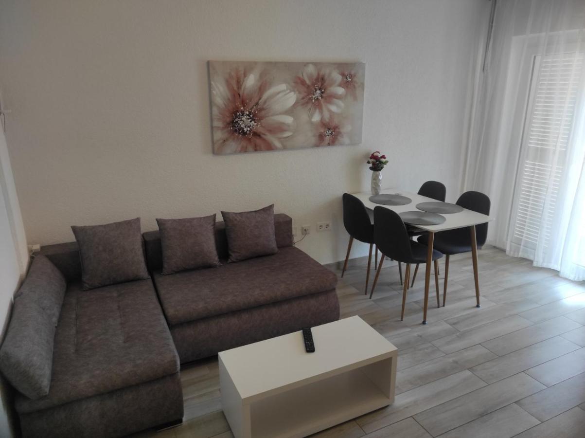 Apartmani Vesna Кърк Екстериор снимка